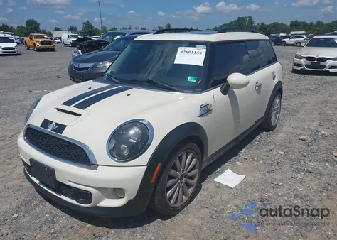 2011 Mini Cooper S Clubman z USA, uszkodzony, nr VIN WMWZG3C51BTY30965